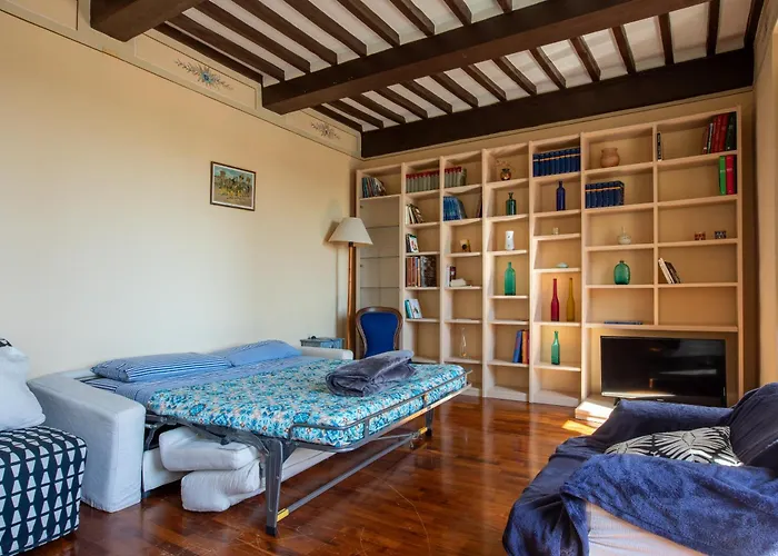 Vista Unica Con Parquet - Centro Апартаменты *